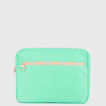 SLEEVE DAY ESSENTIALS 14